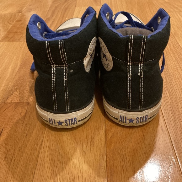 Men’s Converse Sneakers - Picture 4 of 7